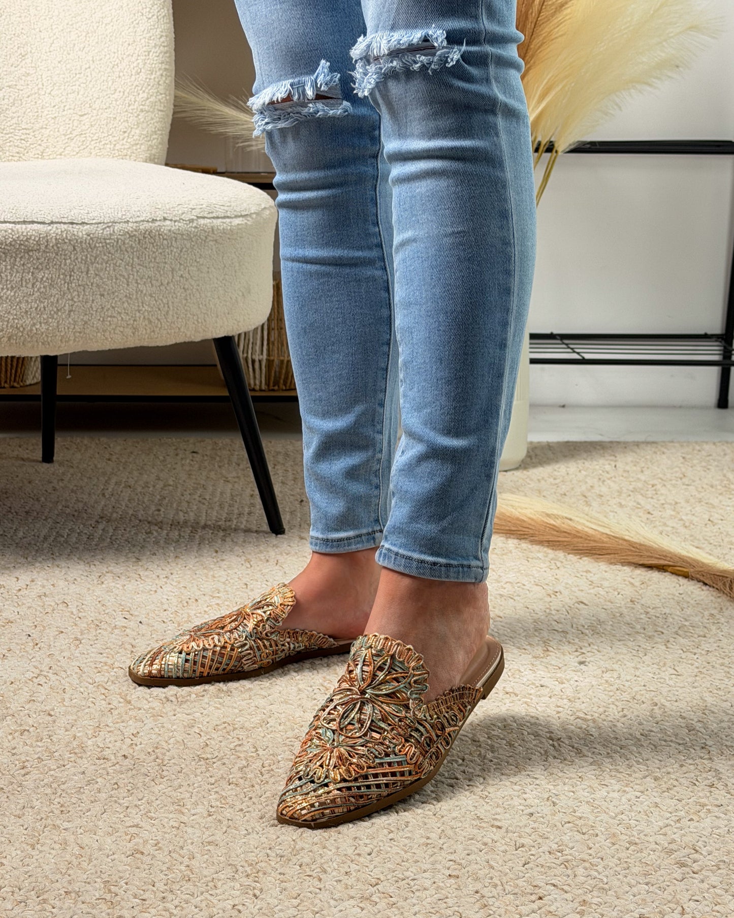 Vibe Beige Slip-On – Comfortable and Stylish Slip-On