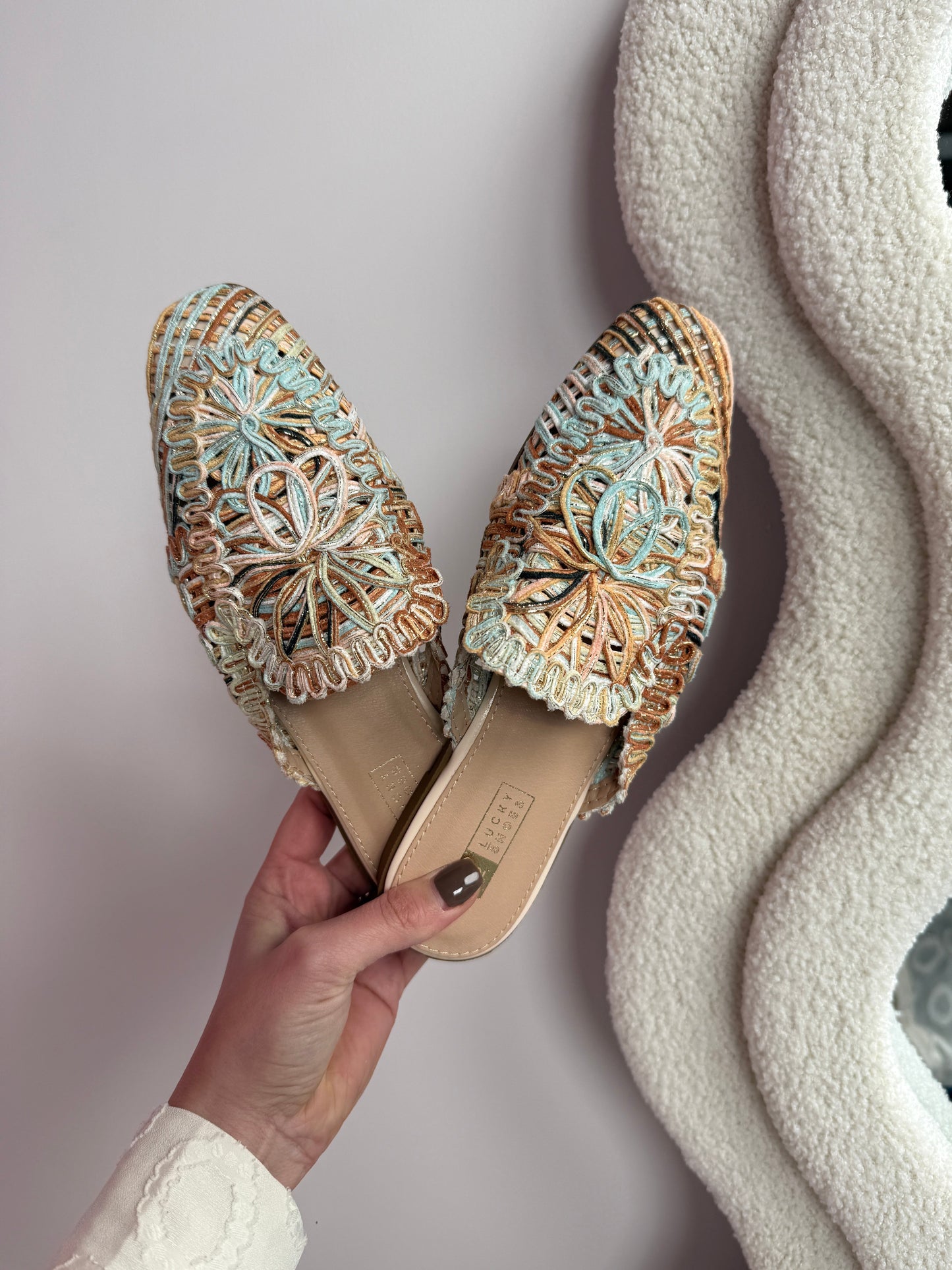 Vibe Beige Slip-On – Comfortable and Stylish Slip-On