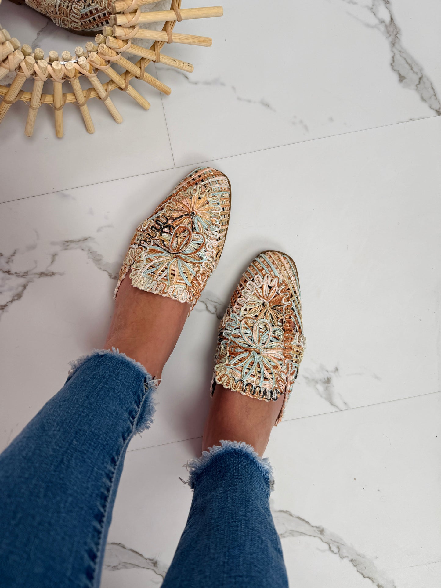 Vibe Beige Slip-On – Comfortable and Stylish Slip-On