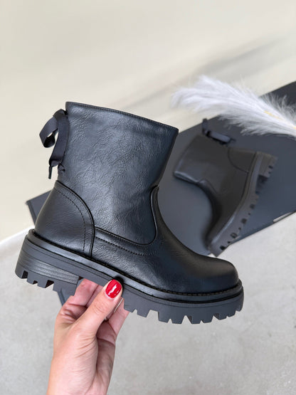 Elegant Black Bow Boots