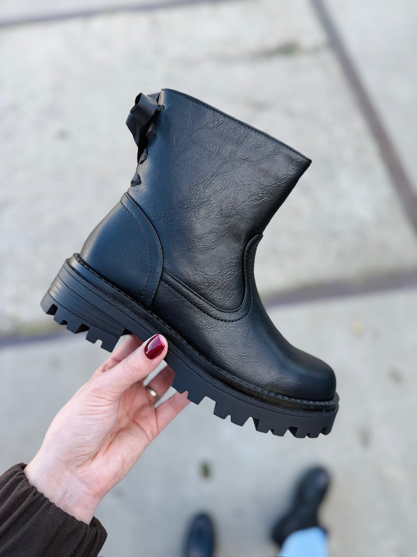 Elegant Black Bow Boots