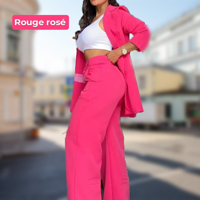 Two-piece women's trendy set: chic blazer and straight-leg pants with pockets, solid color